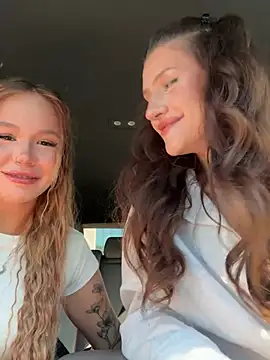 Skinny Alice online show from July 3, 1:50 pm