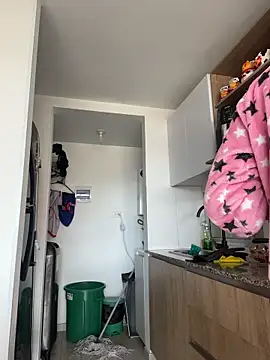 Ameellie online show from February 21, 4:40 pm