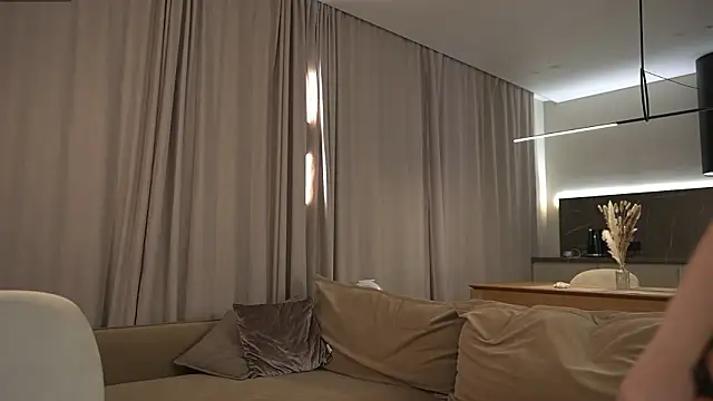 eva m1racle  online show from February 24, 7:12 pm