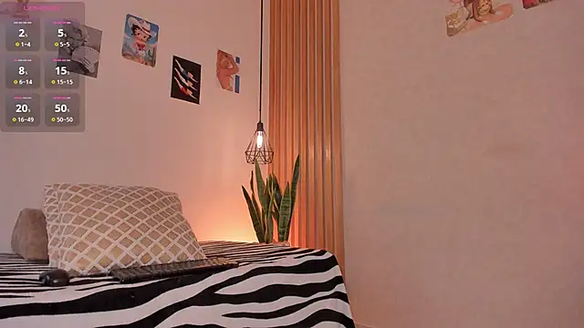 PawgGirl18 online show from April 18, 4:31 pm