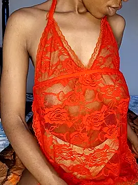 Snapshot of chalie_roy chatting on September 17, 6:44 am chalie roy online show from September 17, 6:44 am