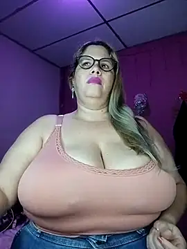 EllisW8 online show from October 22, 10:53 am