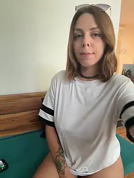 Mia Railey online show from May 15, 10:12 pm