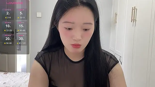 Snapshot of rose-u chatting on September 11, 1:50 am rose-u online show from September 11, 1:50 am