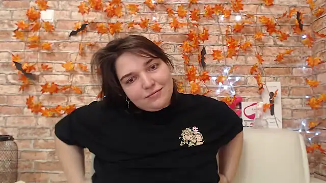 Amelia Kiss  online show from November 6, 1:00 am