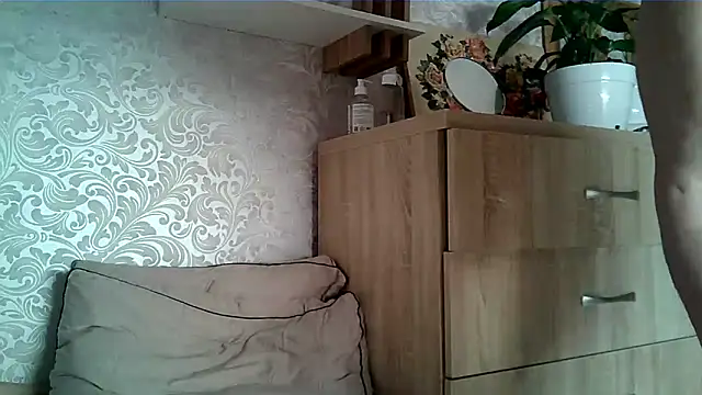 Aline LoveFlowers online show from February 28, 10:09 pm