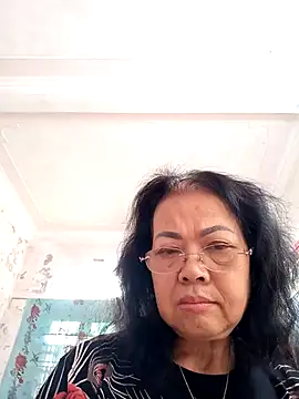 Hotestlove online show from November 25, 12:13 am