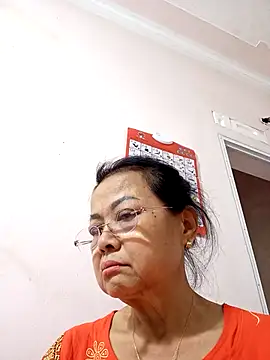 Hotestlove online show from October 30, 2:25 am