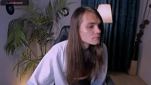 Snapshot of Will_Will_ chatting on September 27, 5:58 am Will Will online show from September 27, 5:58 am