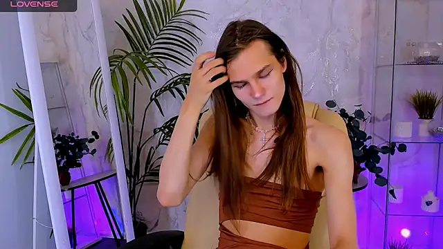 Will Will  online show from February 7, 10:13 pm