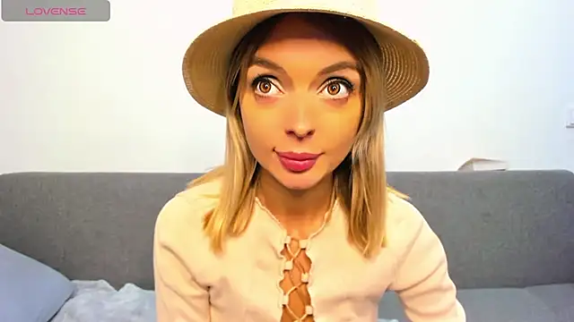  ellen meow  online show from October 31, 11:31 pm