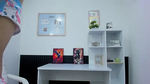 AlejandrraX online show from October 25, 12:13 pm