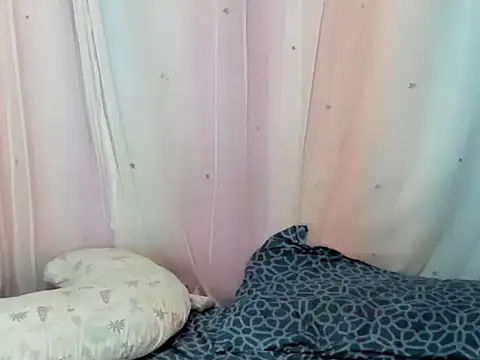 aliissa more online show from April 18, 8:53 pm