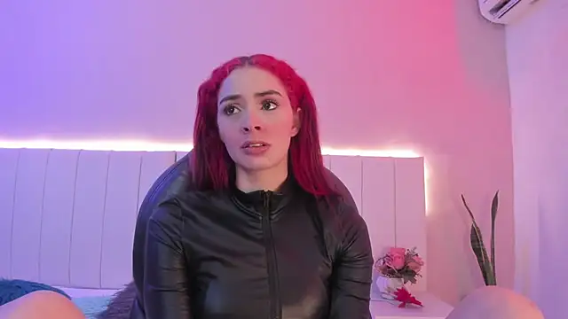 CAMILLEN PETTID online show from November 8, 11:43 pm