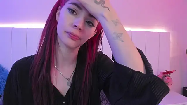 CAMILLEN PETTID online show from November 18, 10:33 pm