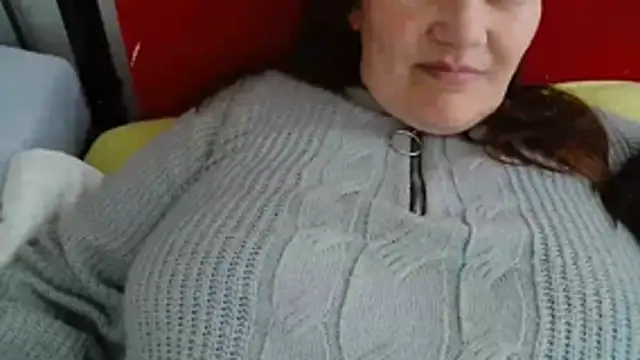 Lucinka1 online show from March 27, 1:23 pm
