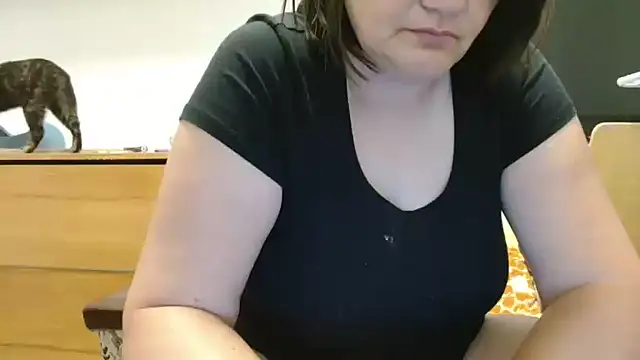 Lucinka1 online show from July 5, 10:26 pm