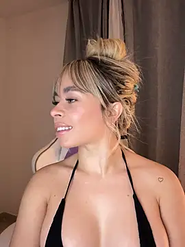 Alison Diaz17 online show from October 7, 11:20 pm