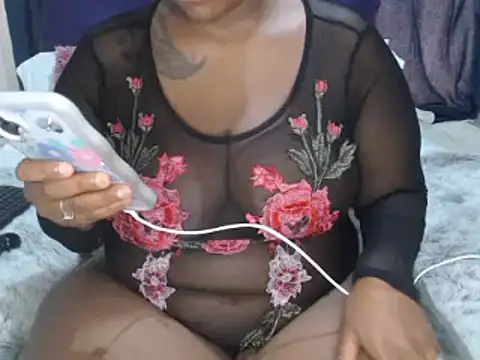 Real1SweetQueen online show from December 18, 1:38 pm