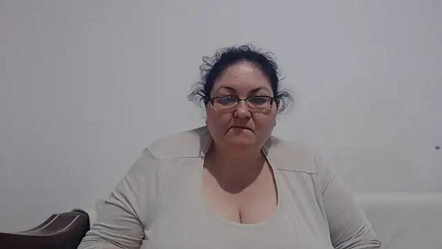 Nykyxo online show from May 26, 12:15 pm