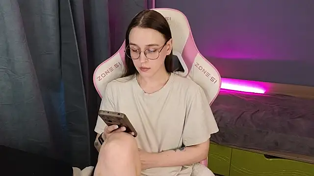 Sweet frosti online show from June 25, 3:17 am