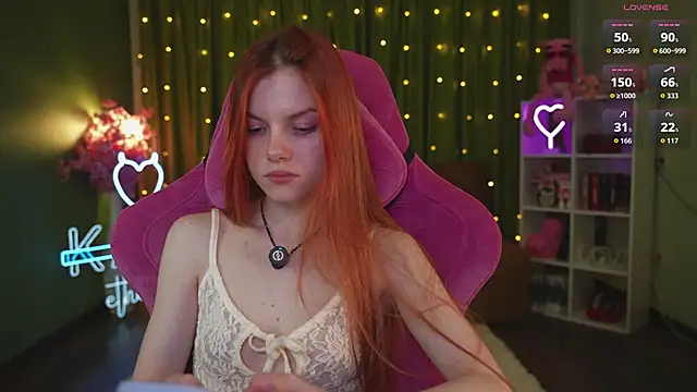 Snapshot of Katy__Ethereal chatting on September 19, 1:32 pm Katy Ethereal online show from September 19, 1:32 pm