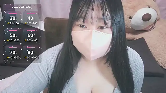 yuinyan3150 online show from March 8, 2:32 pm