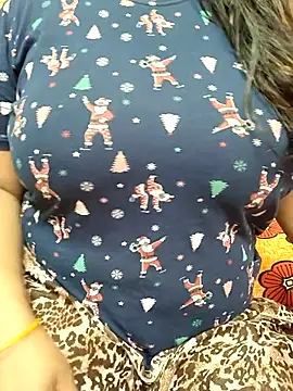 AAROHI-HOT online show from September 13, 9:50 am