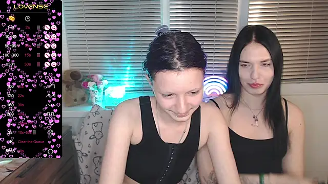Snapshot of sky9669 chatting on October 4, 3:49 pm sky9669 online show from October 4, 3:49 pm