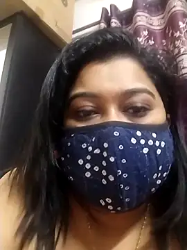 indianlisa5 online show from February 7, 9:07 pm