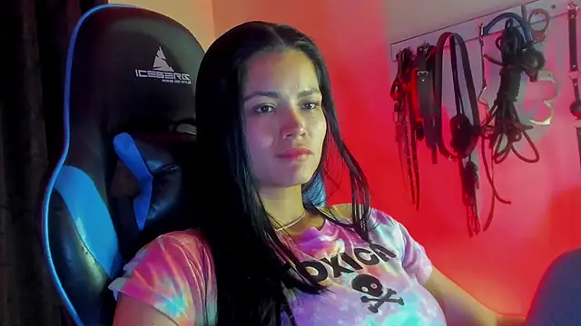 scarlet-kennedy98 online show from November 12, 8:07 pm