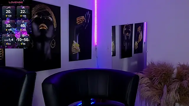  brenna hanson online show from April 6, 7:04 pm