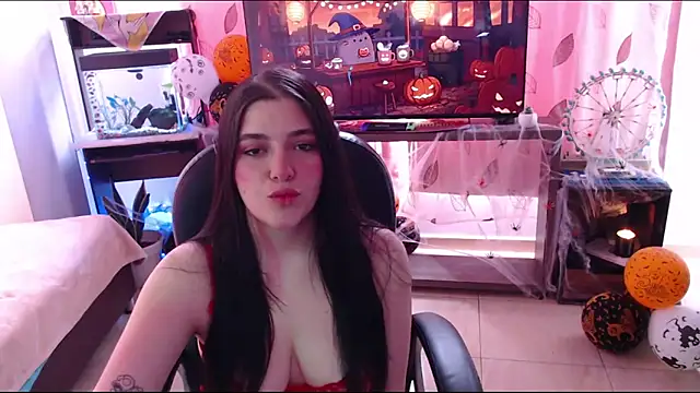 Snapshot of Lady_Kaisa chatting on October 6, 5:29 pm Lady Kaisa online show from October 6, 5:29 pm