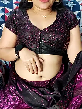 Unique Housewife online show from September 29, 1:11 am