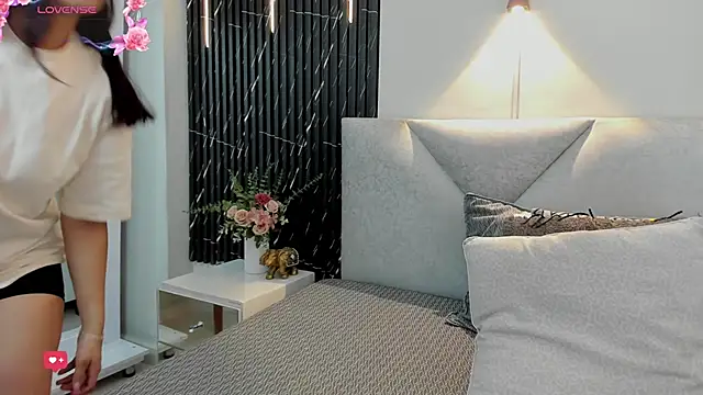 katrina kaif x online show from November 11, 7:00 pm