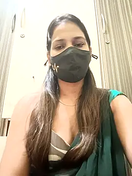 indianliza online show from September 17, 8:07 pm