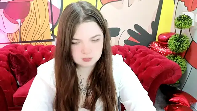 RosieMoons online show from April 12, 7:38 pm