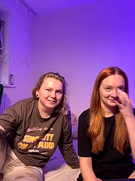 Snapshot of Radiants_two chatting on September 13, 3:36 am Radiants two online show from September 13, 3:36 am