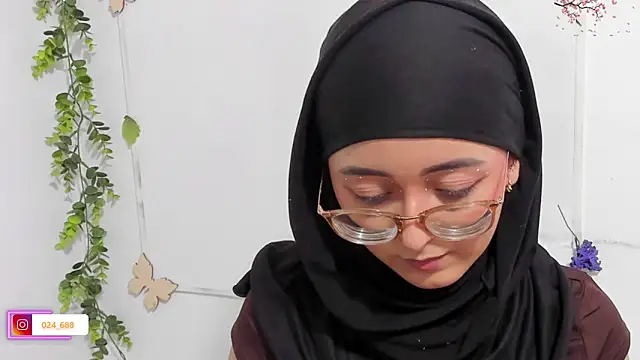 aysel elid online show from September 29, 11:21 pm