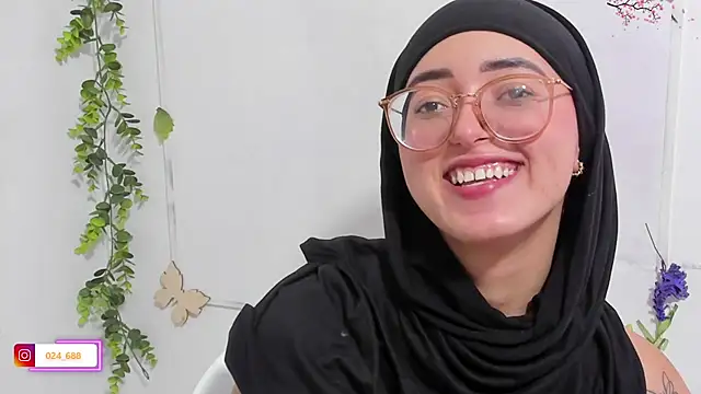 aysel elid online show from September 28, 10:59 pm