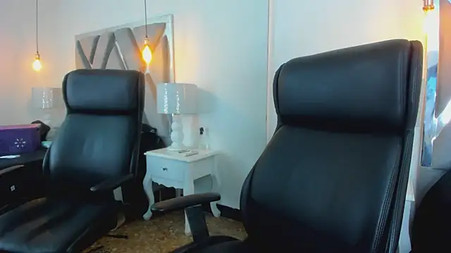 Snapshot of ChloeHarper_ chatting on October 15, 2:19 pm ChloeHarper online show from October 15, 2:19 pm
