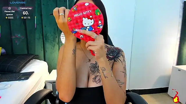 Snapshot of ChloeHarper_ chatting on October 10, 1:38 pm ChloeHarper online show from October 10, 1:38 pm