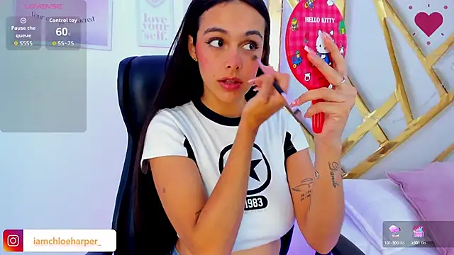 Snapshot of ChloeHarper_ chatting on October 3, 7:19 pm ChloeHarper online show from October 3, 7:19 pm