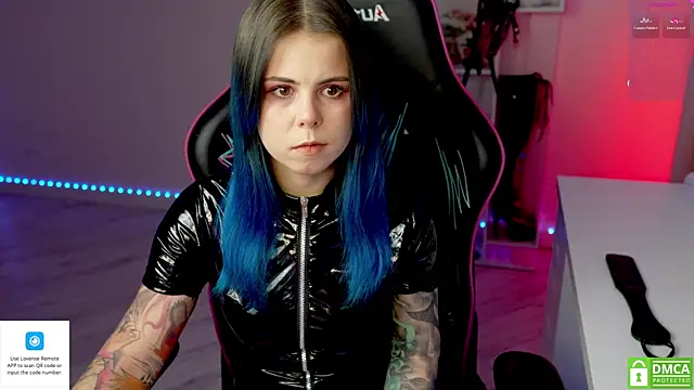 Latex Kitty online show from January 14, 2:22 pm