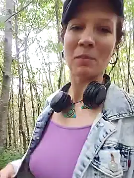 Exhibitionsplit online show from September 28, 11:04 am