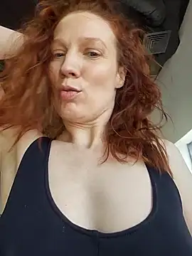 Exhibitionsplit online show from June 13, 2:14 pm