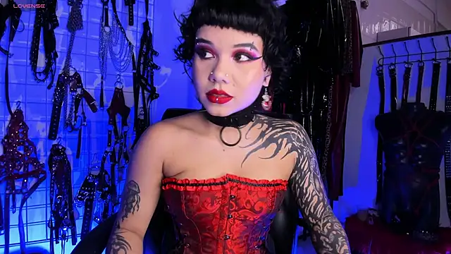 irregular fetish  online show from September 25, 8:39 pm