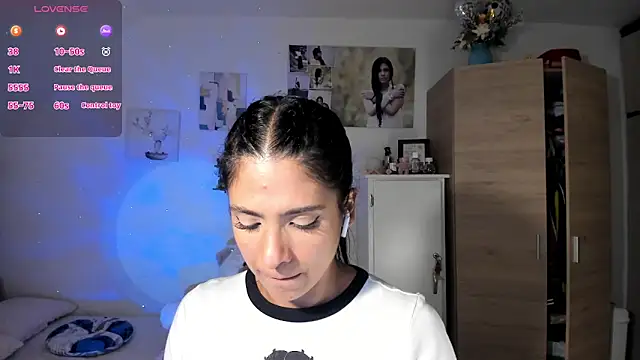 VeronikaOlsen online show from November 26, 1:17 am