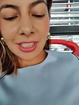 scarlett moore online show from February 21, 3:24 pm