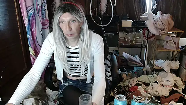 Ombeline1 online show from October 12, 8:28 am